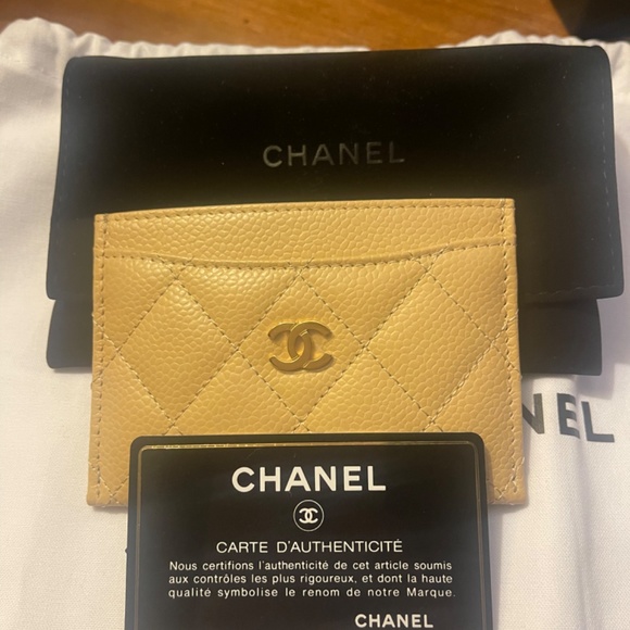 Chanel AP0213 Y01864 21209 Classic Card Holder Caviar Beige Champagne Hardware - Picture 2 of 3